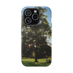 Magnetic Tough Phone Case - Tree in a Lawn (Variant 1)