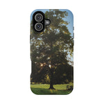 Magnetic Tough Phone Case - Tree in a Lawn (Variant 1)
