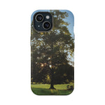 Magnetic Tough Phone Case - Tree in a Lawn (Variant 1)