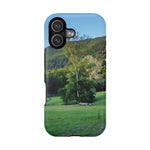 Magnetic Tough Phone Case - Tree in a Lawn (Variant 3)
