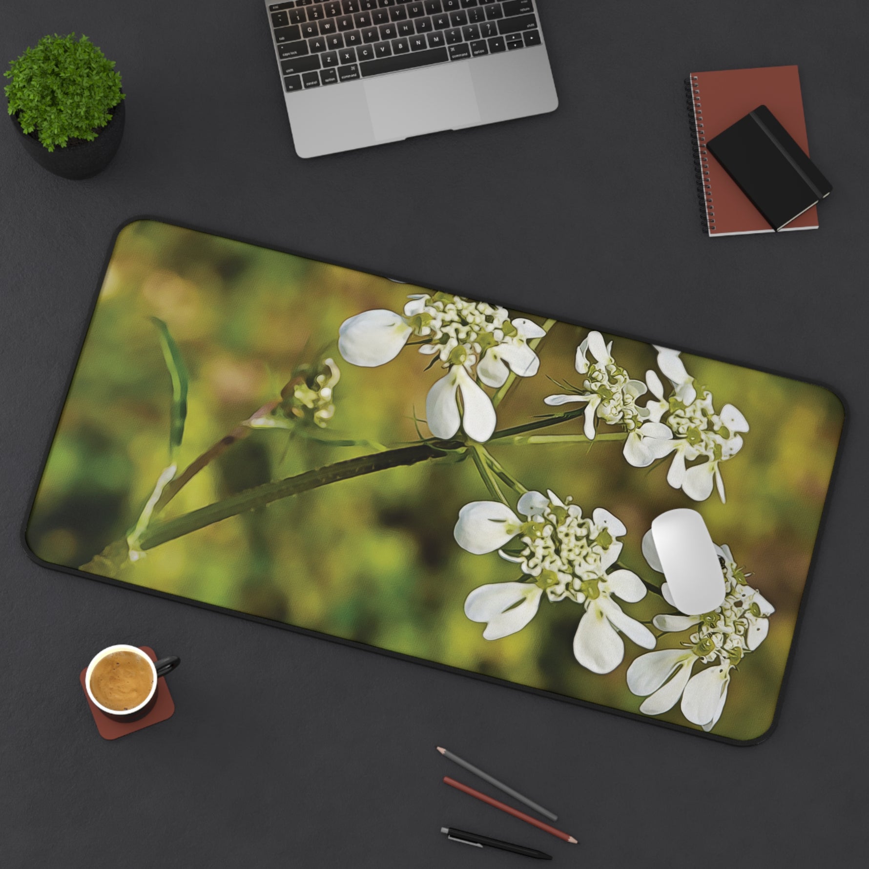 Desk Mat - Flower, White Petals