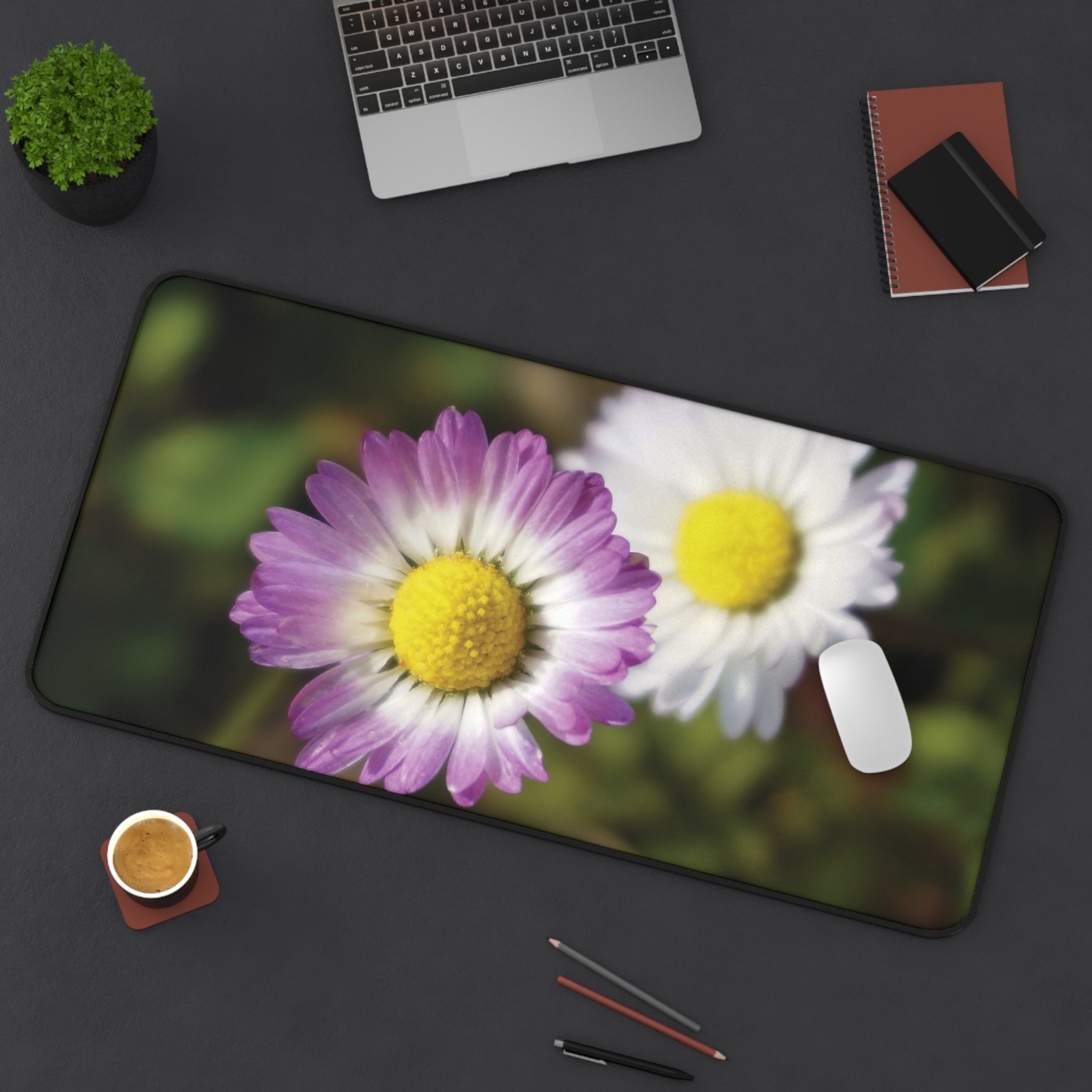 Desk Mat - Flower of Daisies